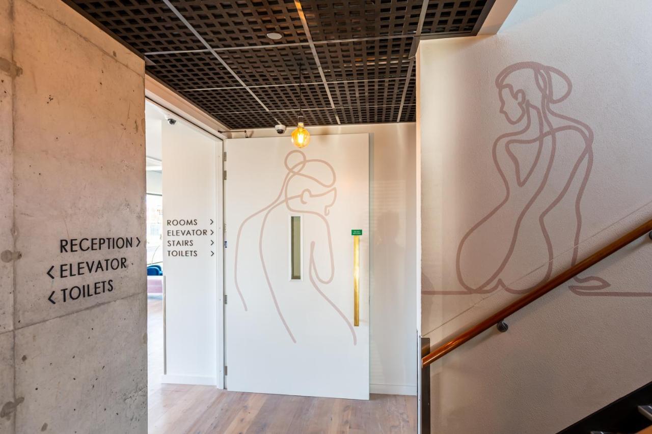 The Muse Christchurch Art Hotel מראה חיצוני תמונה